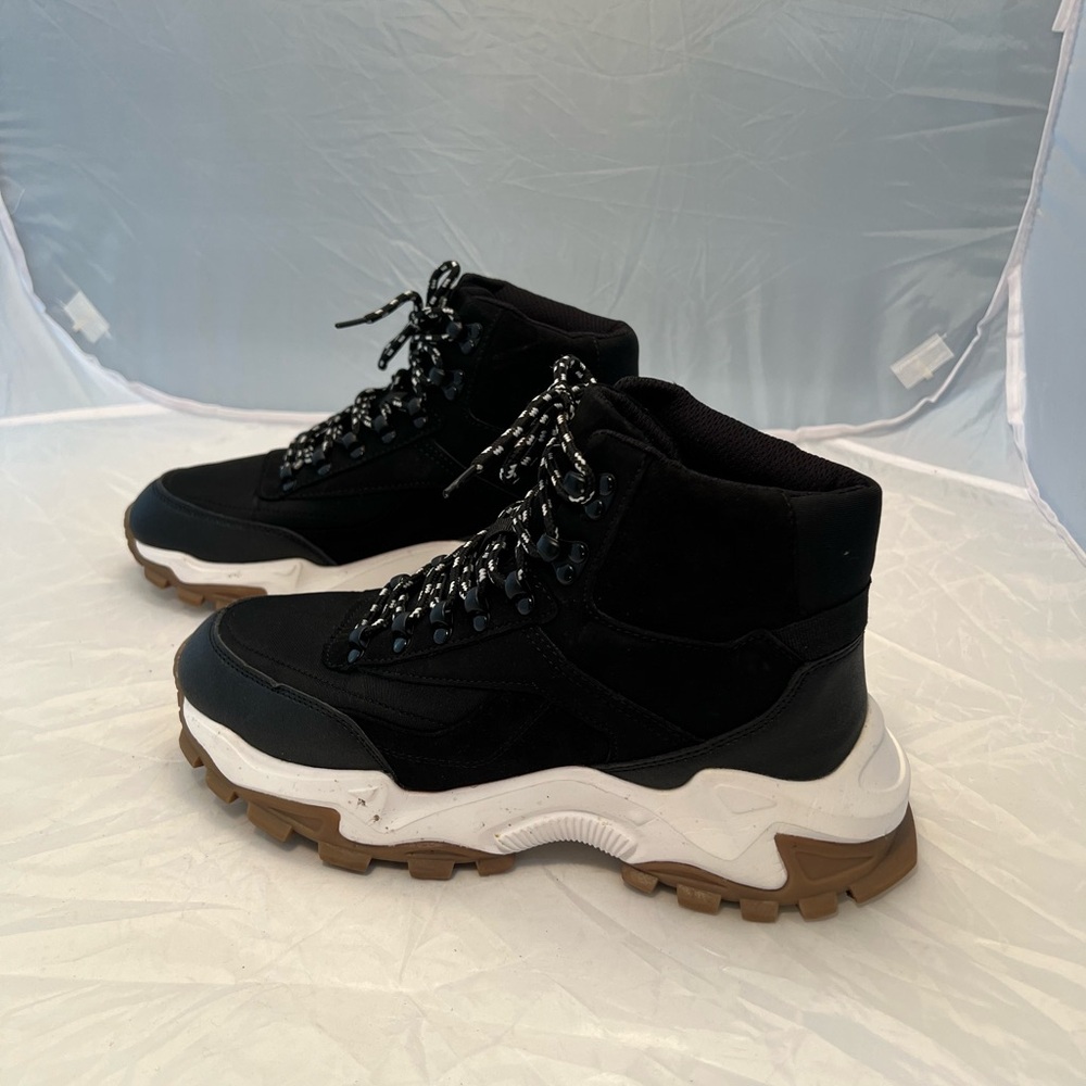 Ardene Black Winter Boots with White and Brown Accents